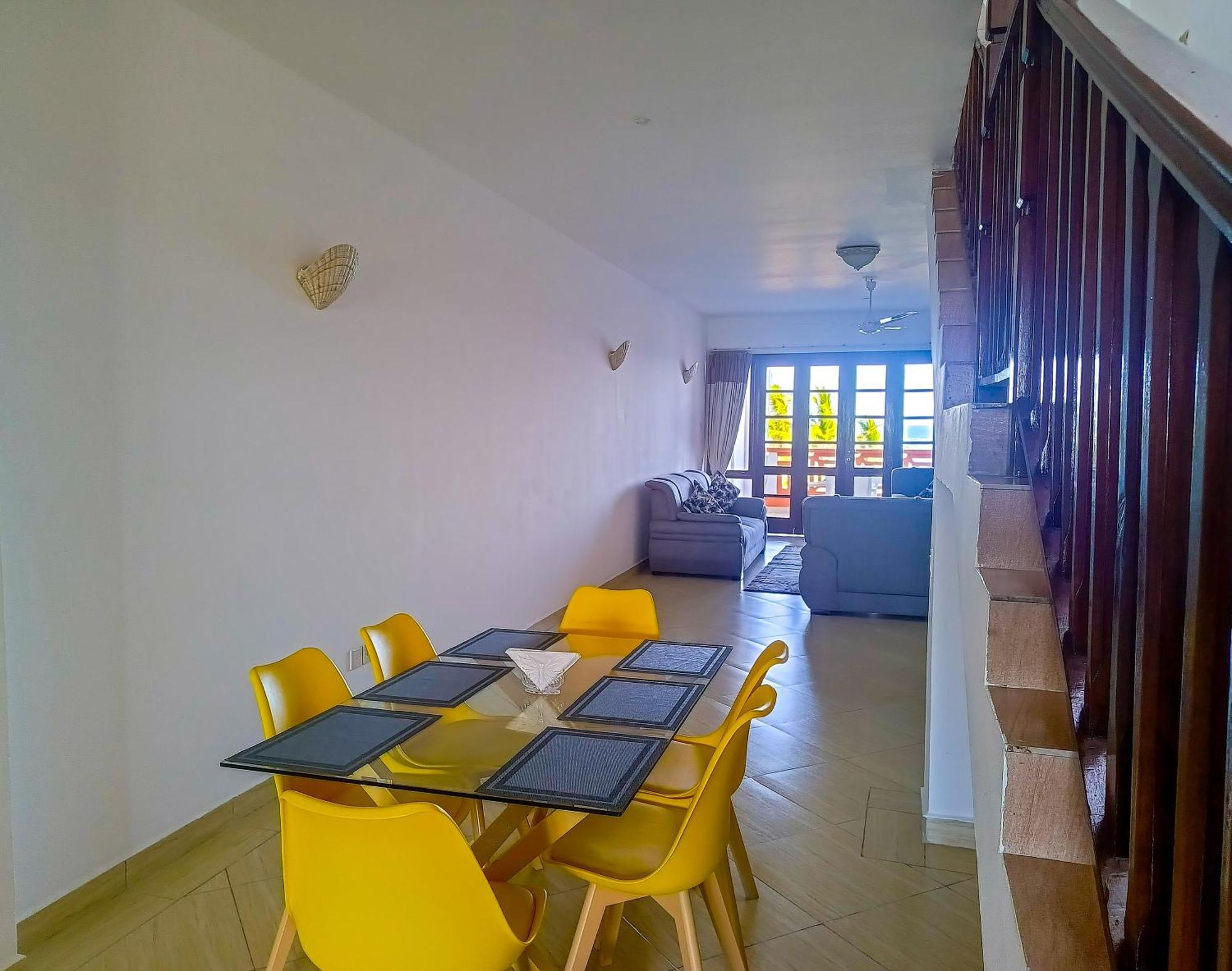 Ivory Beachfront Stays Mombasa Zewnętrze zdjęcie