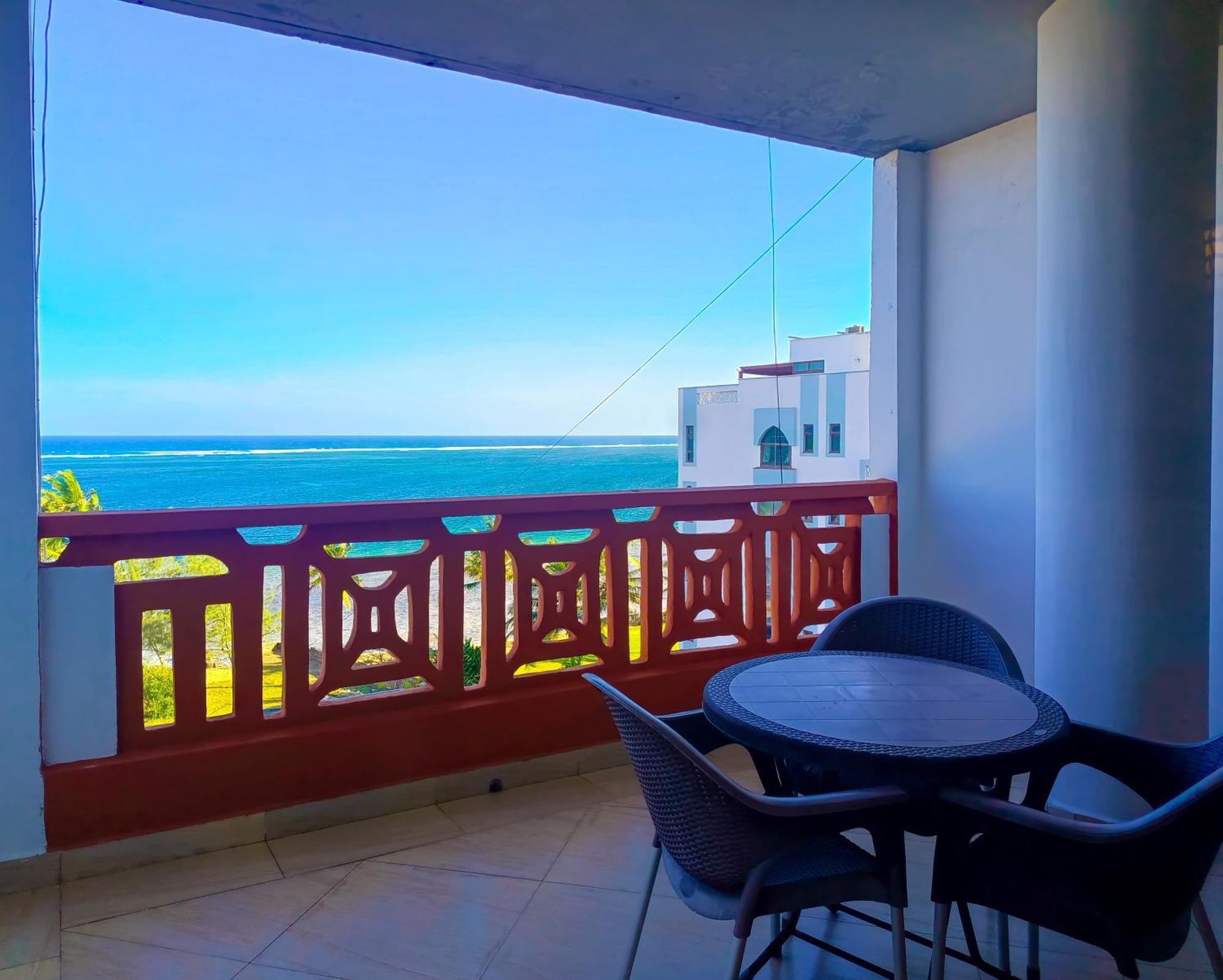 Ivory Beachfront Stays Mombasa Zewnętrze zdjęcie
