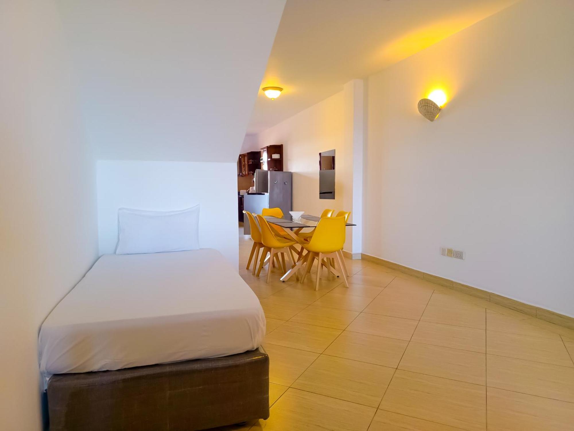 Ivory Beachfront Stays Mombasa Zewnętrze zdjęcie